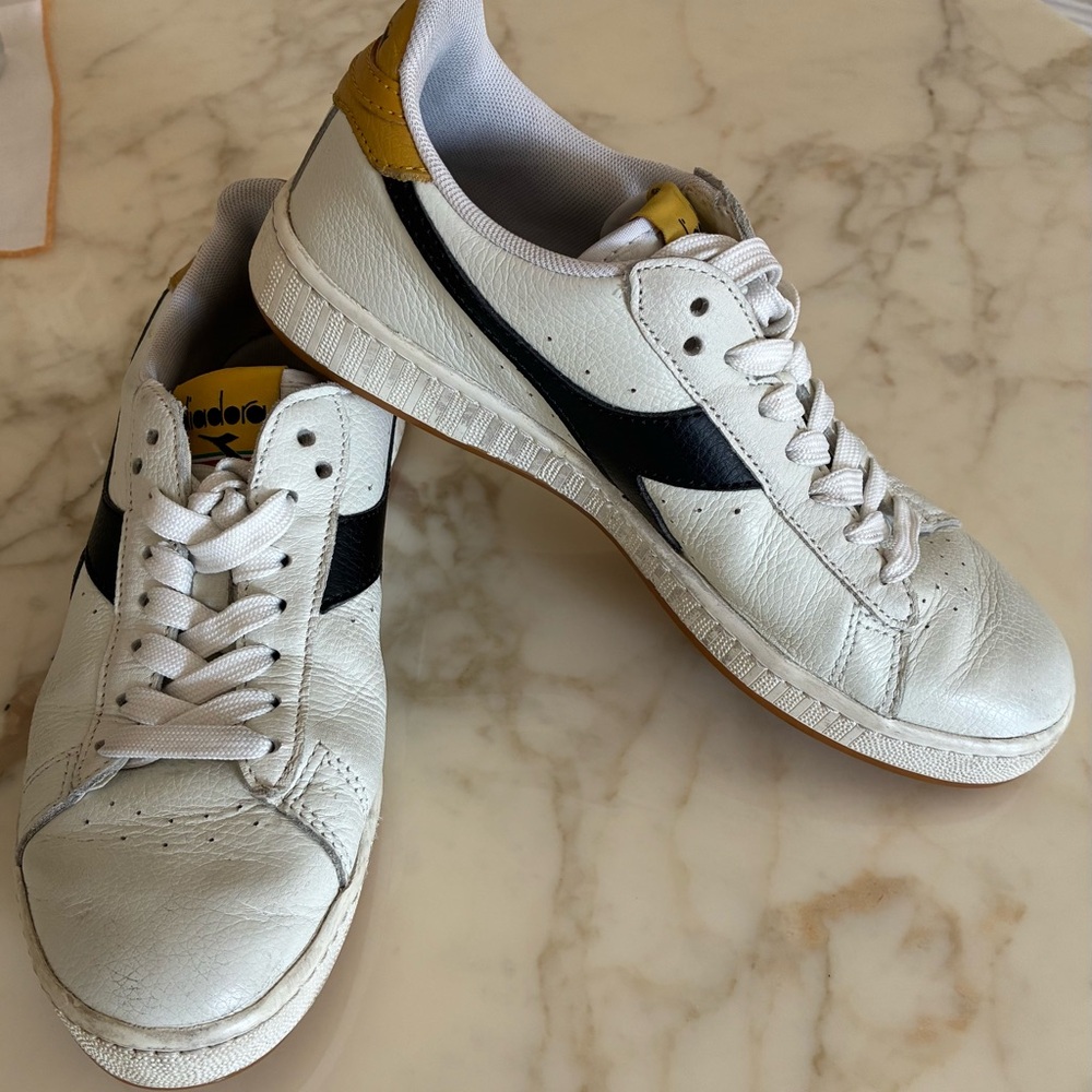 Diadora white leather sneaker